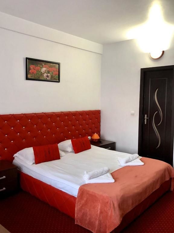 Отель Hotel A3 Кымпия-Турзи-42