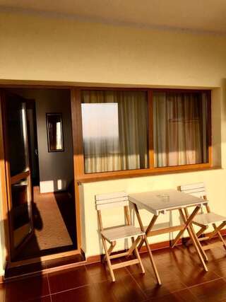 Отель Hotel A3 Кымпия-Турзи Двухместный номер с 2 отдельными кроватями-4