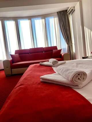 Отель Hotel A3 Кымпия-Турзи Двухместный номер Делюкс с 1 кроватью-14